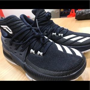 Dame 3 Basketball Shoes